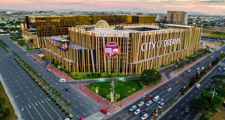 The Hub District Garden Suites Пасай Экстерьер фото