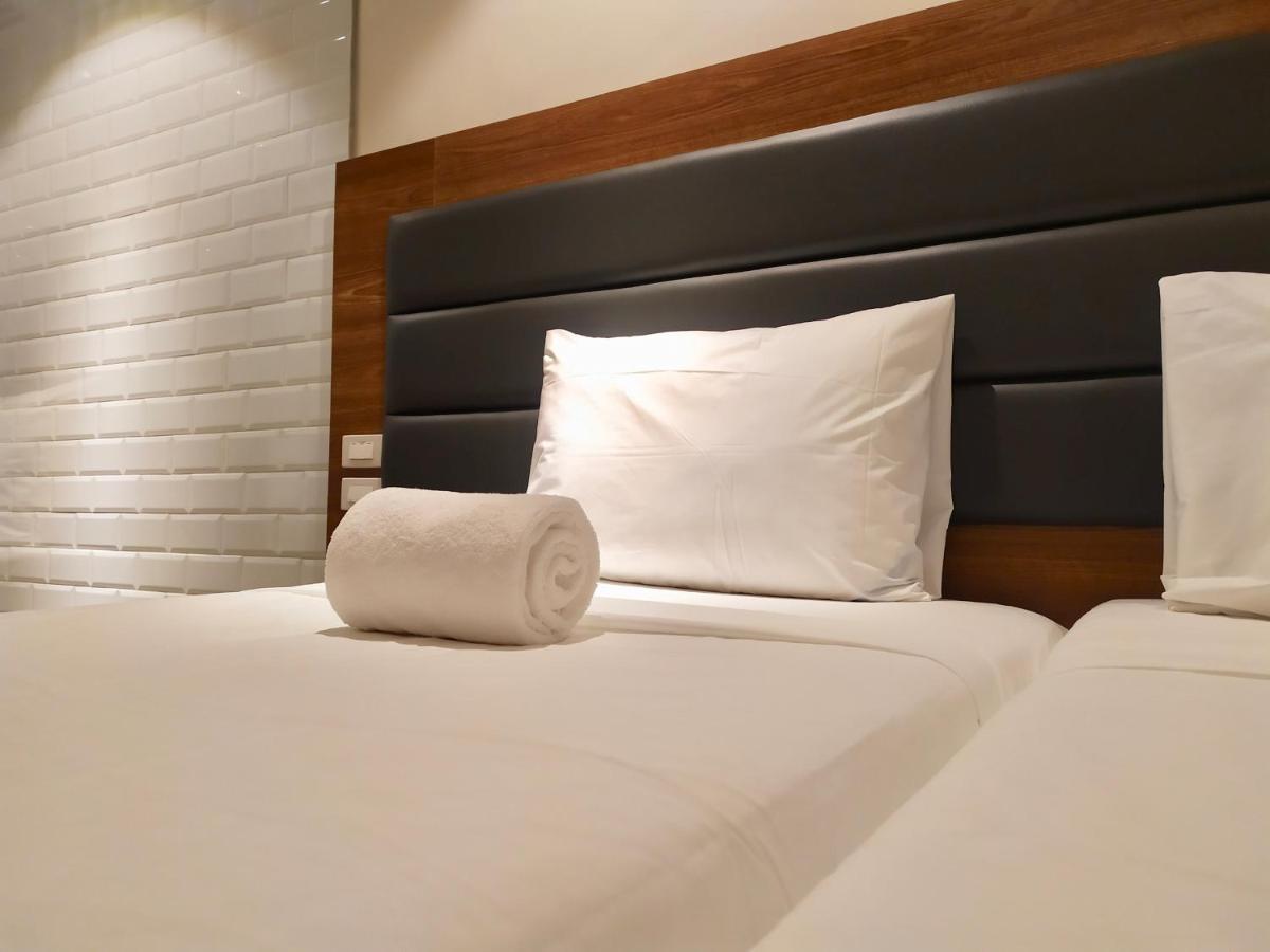 The Hub District Garden Suites Пасай Экстерьер фото